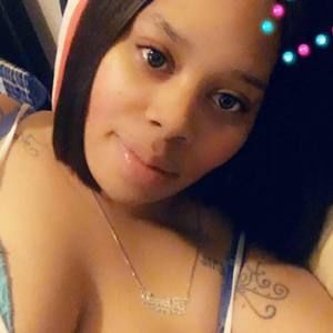 Meet your Posher, Karima